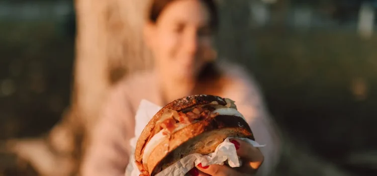 Hur många kalorier ska jag äta varje dag?